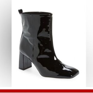 Good American Square Toe Bootie Black Patent